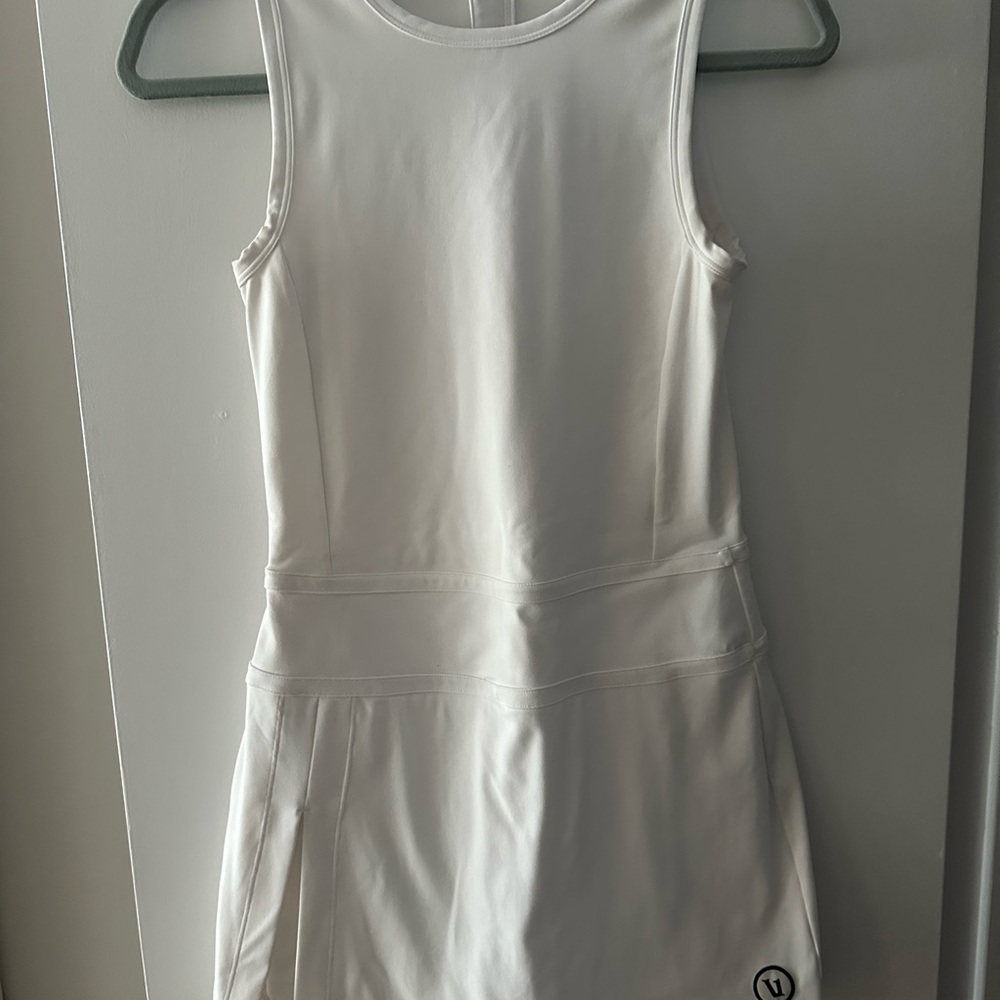 Vuori White Topspin Sleeveless Tennis Dress - size small